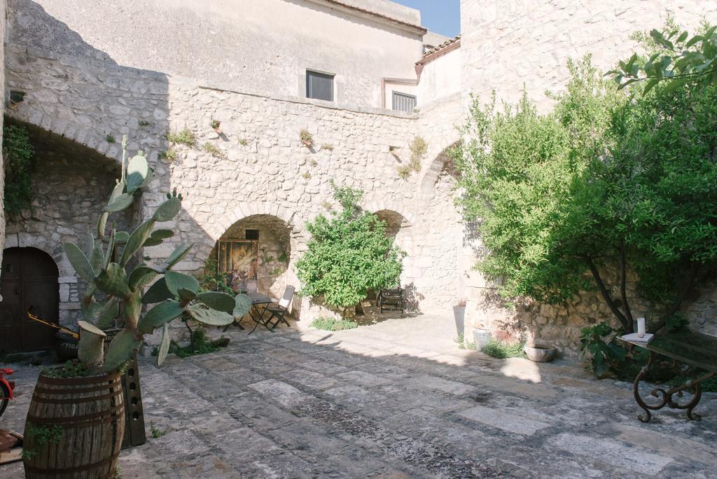 Bed and Breakfast Barone Gambadoro Monte SantʼAngelo Exterior foto